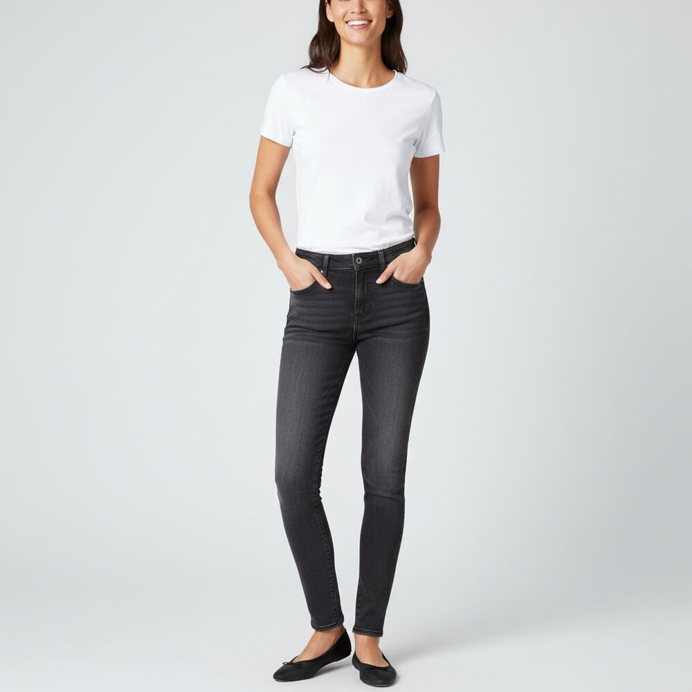 Old Navy Women's‎ Skinny Jeans Ballerina Style Black Size 8